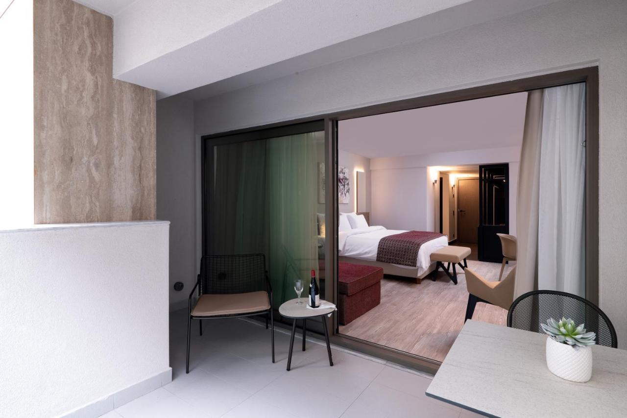 S Hotel Boutique Tessalónica Exterior foto Deluxe Room with Balcony